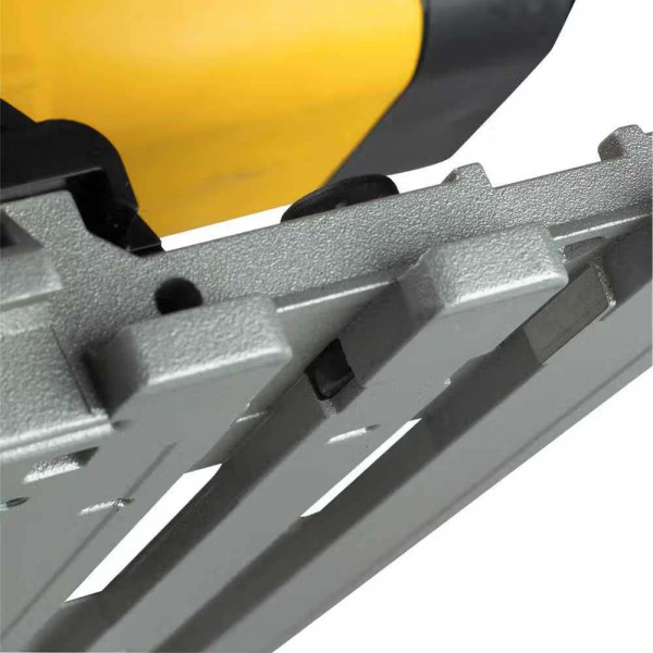 Фото - Пила дисковая DeWALT 1300 Вт (DWS520KT)
