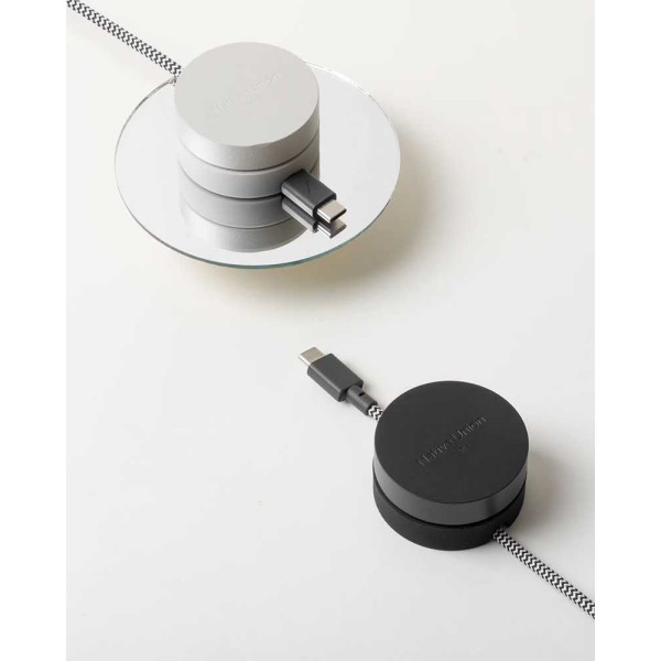 Фото - Органайзер для хранения кабелей Native Union Weighter Single Channel Black (CBWEIG-SNG-BLK)