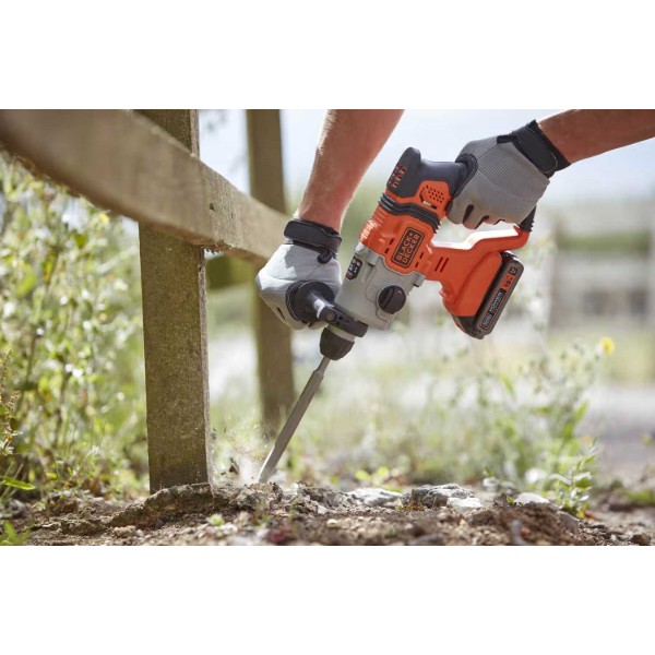 Фото - Перфоратор Black&Decker BCD900D1S