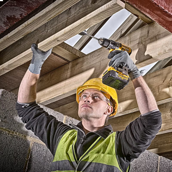 Фото - Набор электроинструментов DeWALT 18 В XR Li-lon (DCK384P2T)