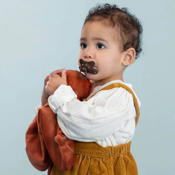 Фото - Симетрична пустушка Difrax Natural 803 Chocolate_lines