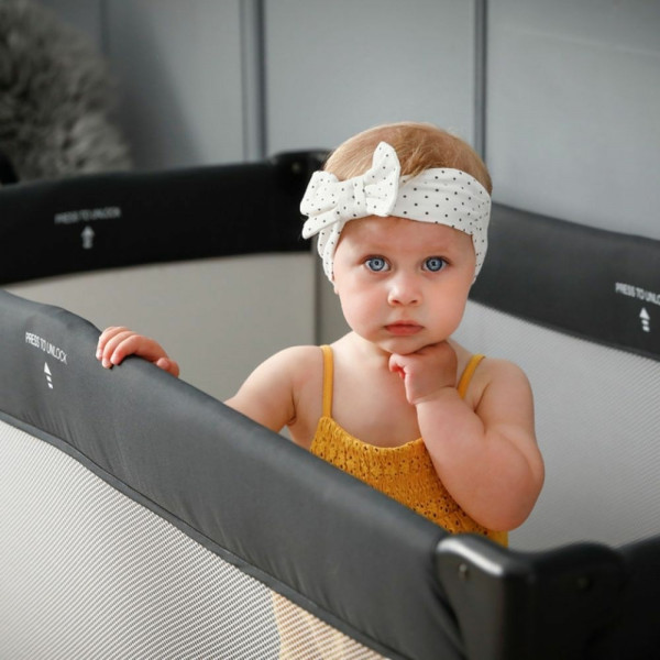 Фото - Манеж-кровать HAUCK Dream N Play Mickey Stars