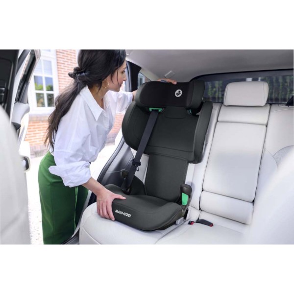 Фото - Автокресло Maxi-Cosi RodiFix M i-Size Basic Black
