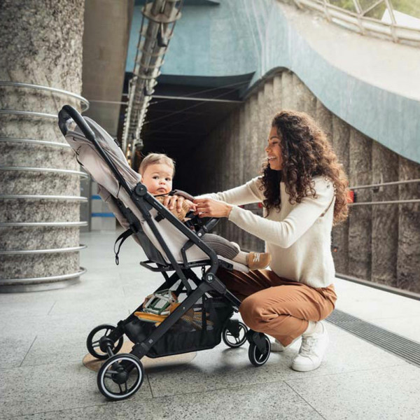 Фото - Уценка - Коляска прогулочная HAUCK Travel N Care Beige