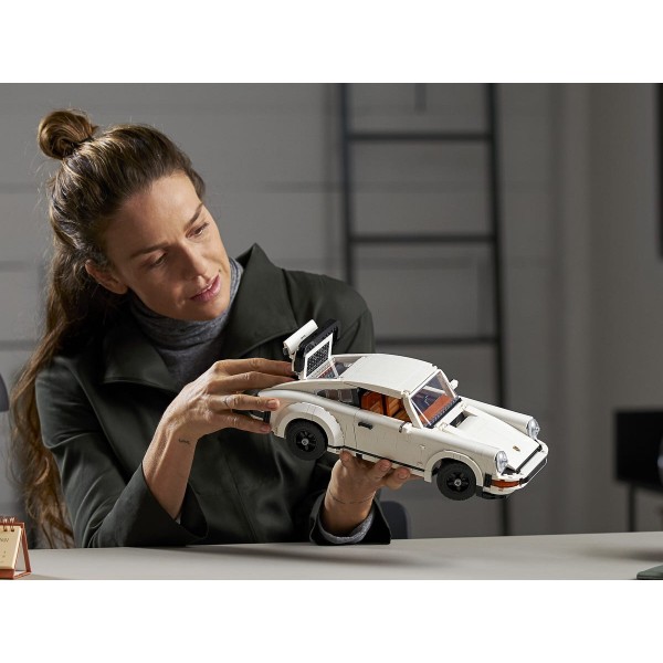 Фото - Конструктор LEGO Icons Porsche 911 (10295)
