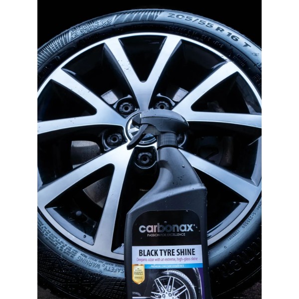 Фото - Средство для шин Carbonax Black Tyre Shine 720 мл (104)