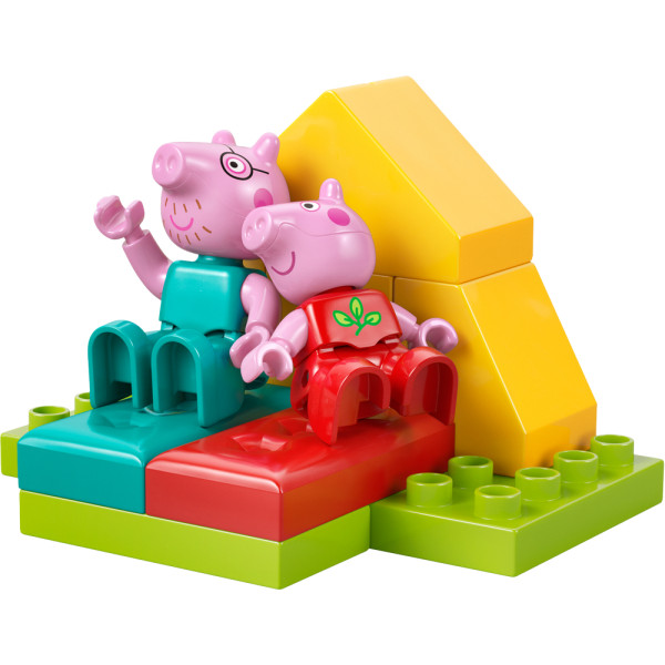 Фото - Конструктор LEGO DUPLO Peppa Pig Туристичний похід (10452)