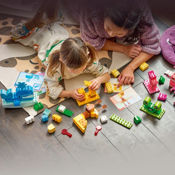 Фото - Конструктор LEGO  DUPLO Town Гра з побудови тварин (10472)