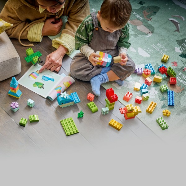 Фото - Конструктор LEGO  DUPLO Classic Коробка кубиків для яскравих творчих збірок (10479)
