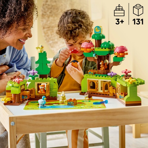 Фото - Конструктор LEGO  DUPLO Town Ліс відкриттів із дикими тваринами (10480)