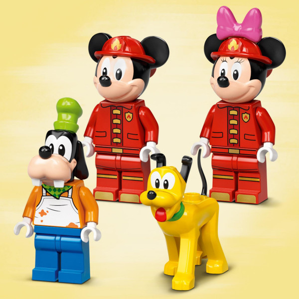 Фото - Конструктор LEGO Mickey and Friends Пожежна частина і машина Міккі і його друзів (10776)