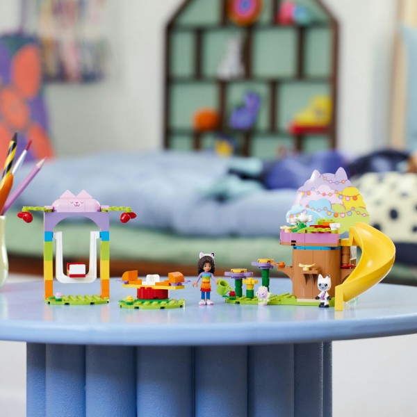 Фото - Конструктор LEGO Gabby's Dollhouse Вечірка в саду Котофеї (10787)