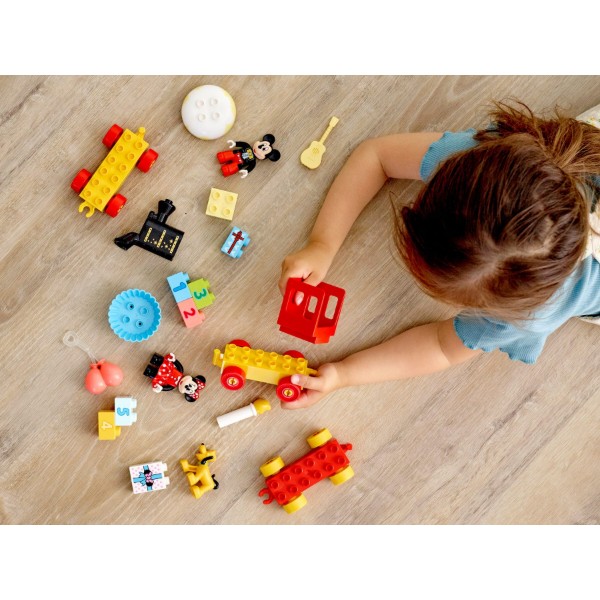 Фото - Конструктор LEGO DUPLO │ Disney Праздничный поезд Микки и Минни (10941)