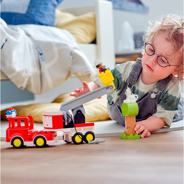 Фото - Конструктор LEGO DUPLO Town Пожежна машина (10969)