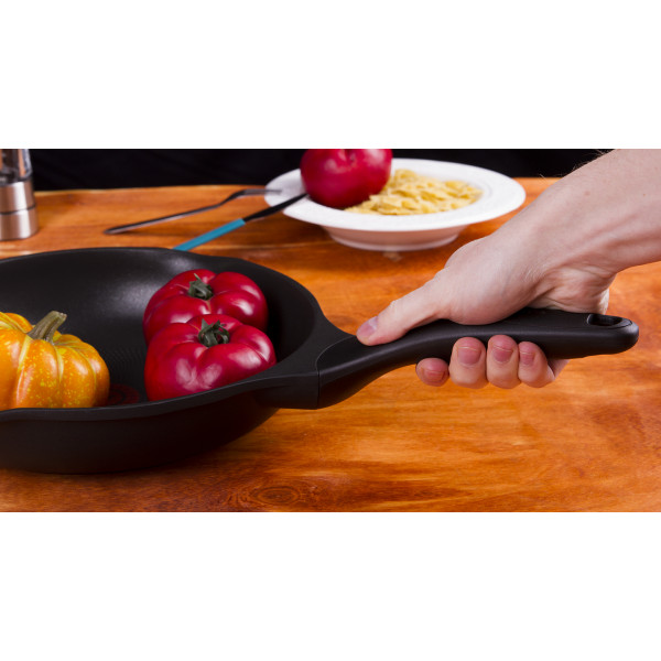 Фото - Сковорода універсальна Tefal H1180584 Gusto 26 см