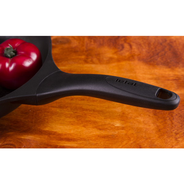 Фото - Сковорода универсальная Tefal H1180684 Gusto 28 см