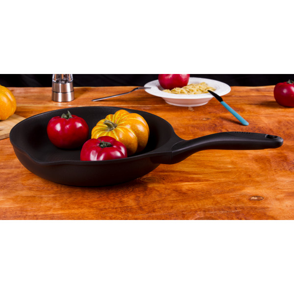 Фото - Сковорода универсальная Tefal H1180684 Gusto 28 см