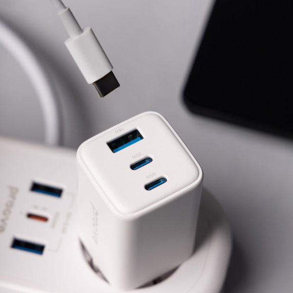 Фото - Сетевое зарядное устройство Proove Pocket GaN 65W (2Type-C + USB) White (WCPG65121202)