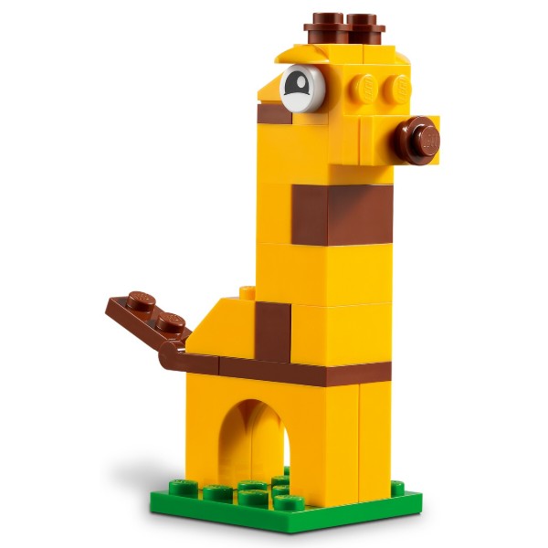 Фото - Конструктор LEGO Classic Навколо світу (11015)