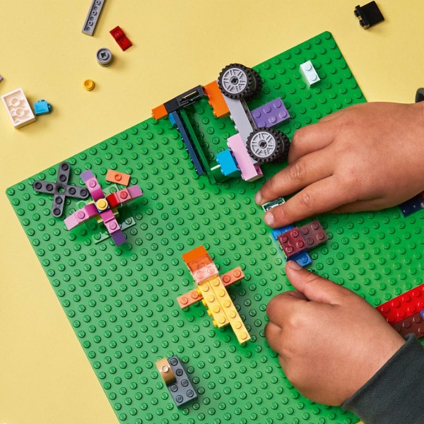 Фото - Конструктор LEGO Classic Базова пластина зеленого кольору (11023)