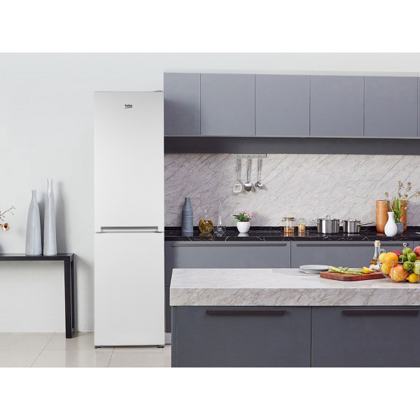 Фото - Холодильник Beko RCSK335M20W