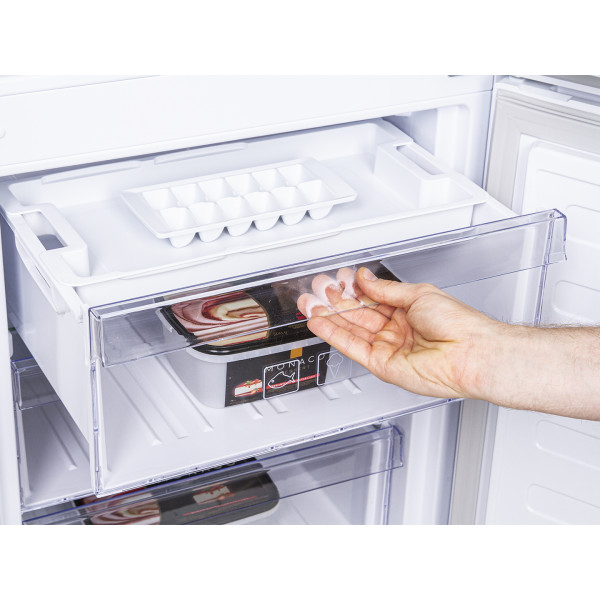 Фото - Холодильник Beko RCSK335M20W