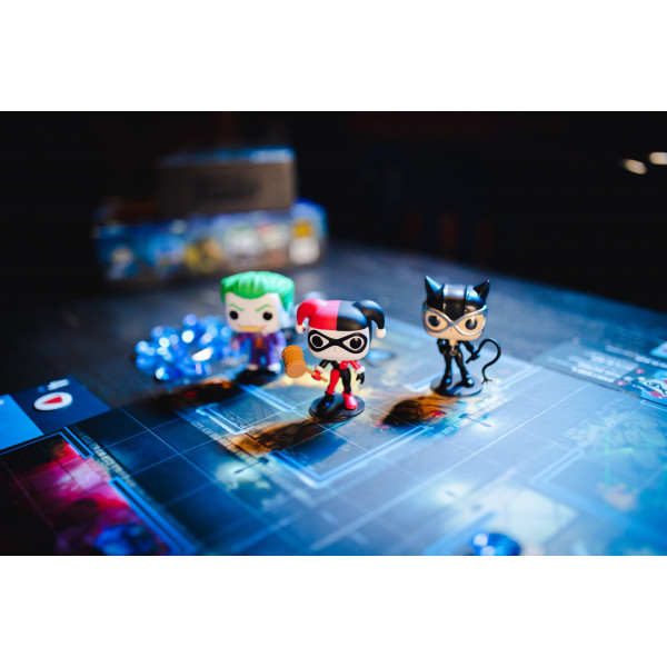 Фото - Настільна гра (12+) FUNKO POP! Funkoverse: DC Comics 100 Base Set 42628