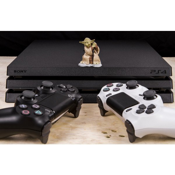 Фото - Ігрова приставка PlayStation 4 Pro 1Tb Black