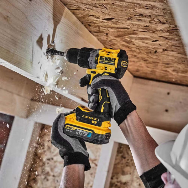 Фото - Дрель-шуруповерт DeWALT DCD805H2T