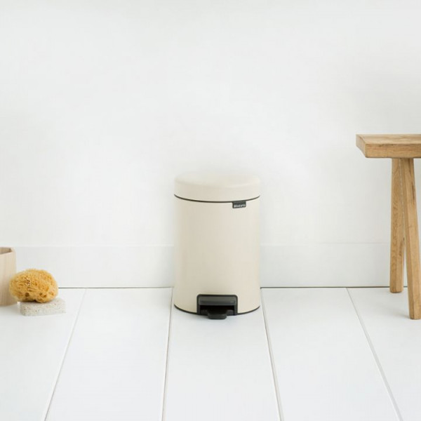 Фото - Бак для сміття з педаллю Brabantia Pedal Bin 3 л 113000