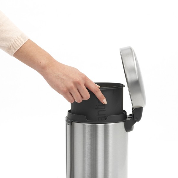Фото - Бак для сміття з педаллю Brabantia Pedal Bin 3 л 113222