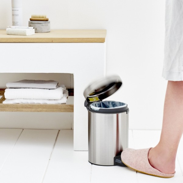 Фото - Бак для сміття з педаллю Brabantia Pedal Bin 3 л 113222