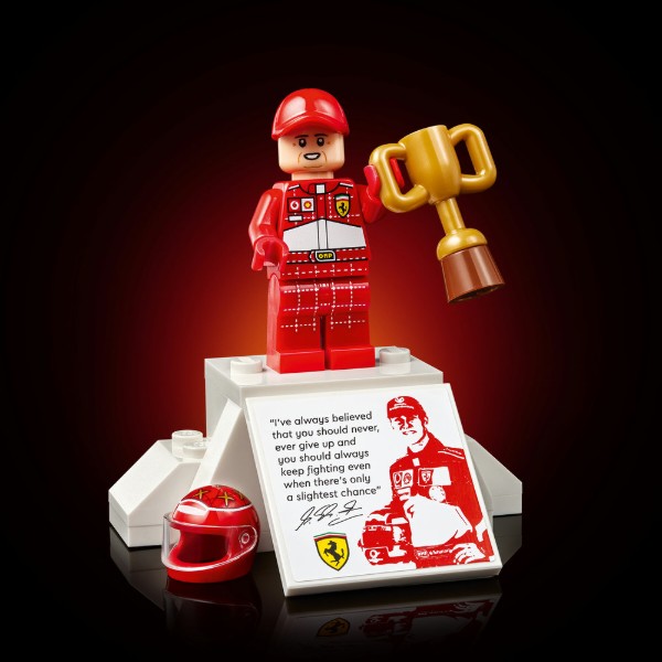 Фото - Конструктор LEGO Icons Ferrari F2004 та Michael Schumacher (11375)