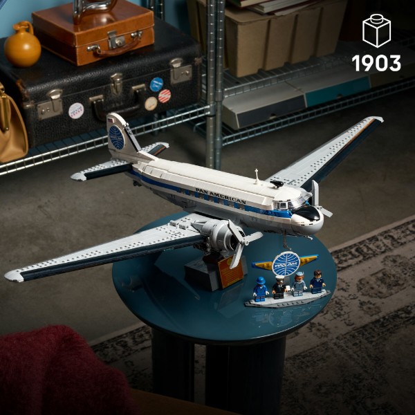 Фото - Конструктор LEGO Icons Пассажирский самолет Douglas™ DC-3™ PAN AM® (11378)