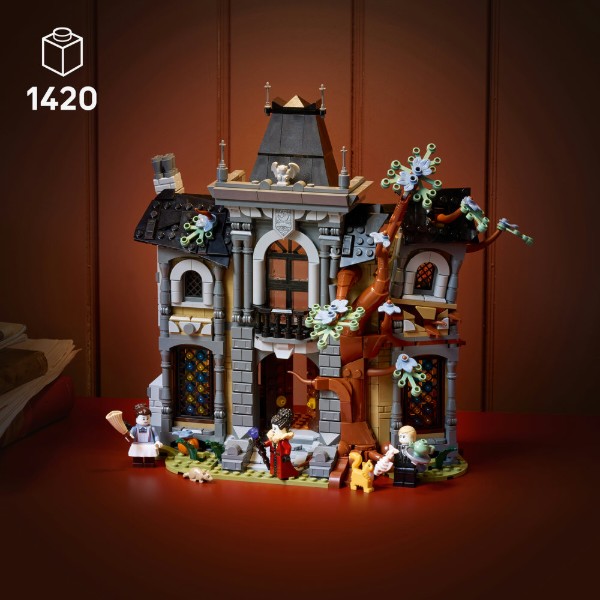 Фото - Конструктор LEGO Icons Поместье госпожи мэра (11383)