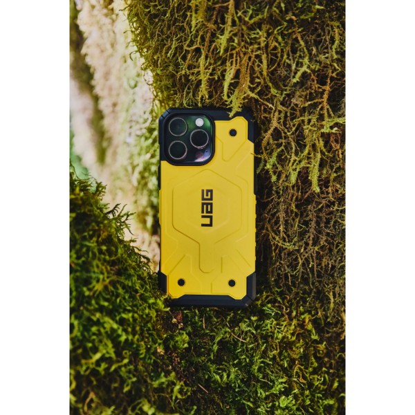 Фото - Чехол для смартфона UAG for iPhone 16 Pro Max, Pathfinder Magsafe, Heritage Yellow (114469118282)