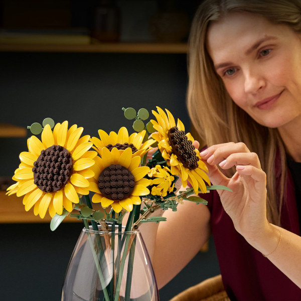 Фото - Конструктор LEGO Botanicals Букет подсолнечников (11502)