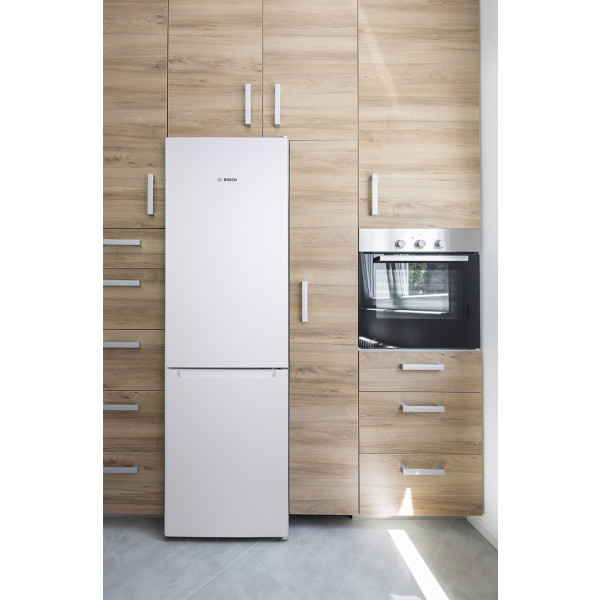 Фото - Холодильник Bosch KGN36NW306