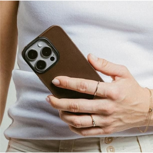 Фото - Чехол для смартфона Nomad Magnetic Rustic Brown Horween for iPhone 16 Pro (NM01362685)