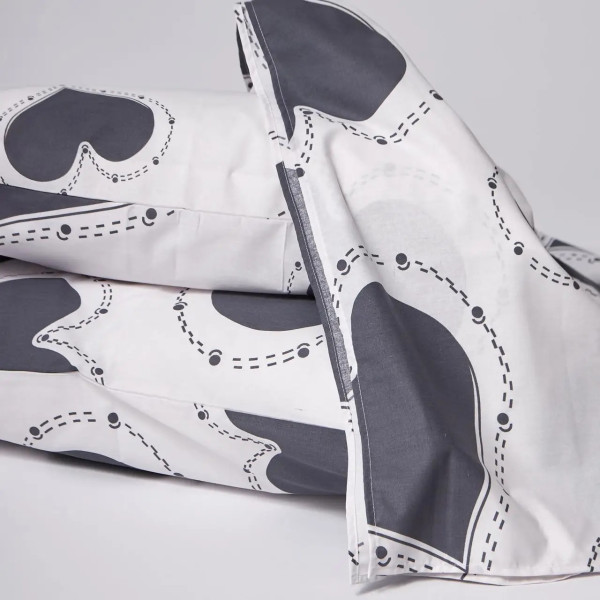 Фото - Комплект постільної білизни Moon&Star Бязь Gold Люкс Grey Love 160х220 +нав. 70х70 см 2 шт. (MS-890000320)