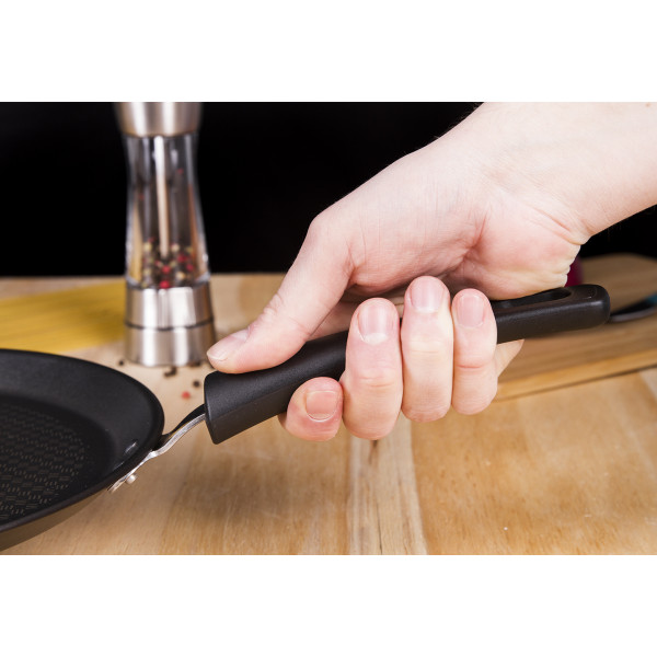 Фото - Сковорода для млинців Tefal C6943802 Chefs 25 см
