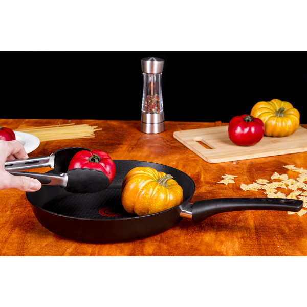 Фото - Сковорода универсальная Tefal C6940602 Chefs 28 см