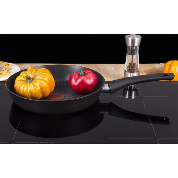 Фото - Сковорода універсальна Tefal C6940502 Chefs 26 см