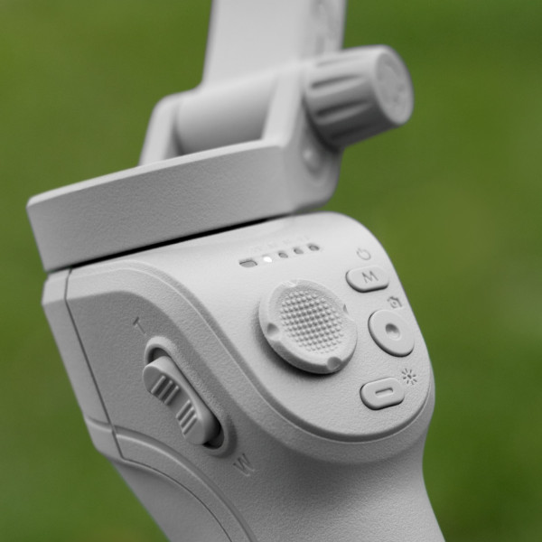 Фото - Трёхосевой ручной стабилизационный подвес Proove Axis Gimbal Stabilizer Gray (MPAX00010001)
