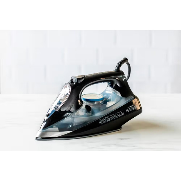 Фото - Утюг Black&Decker BXIR2805E