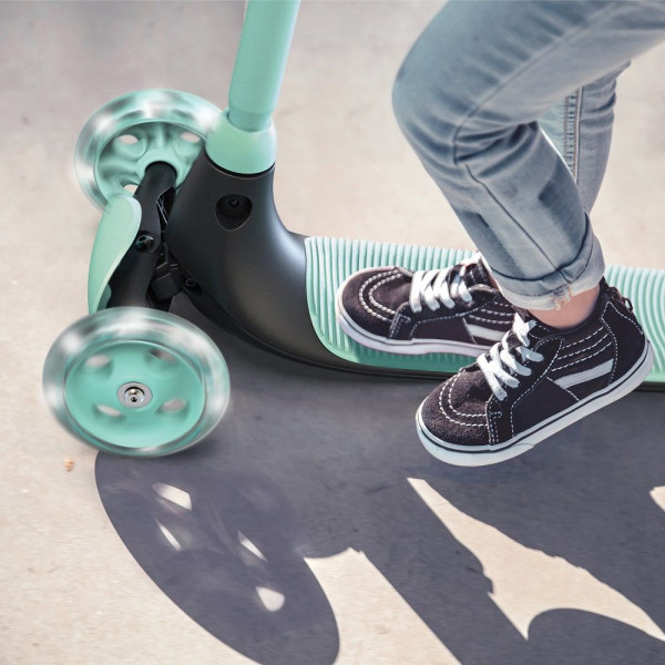 Фото - Триколісний самокат YVolution YGlider Kiwi Зеленый (Y101259)