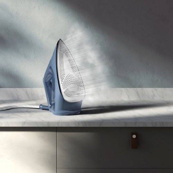 Фото - Мікропошкодження - Праска Electrolux E7SI1-8DB