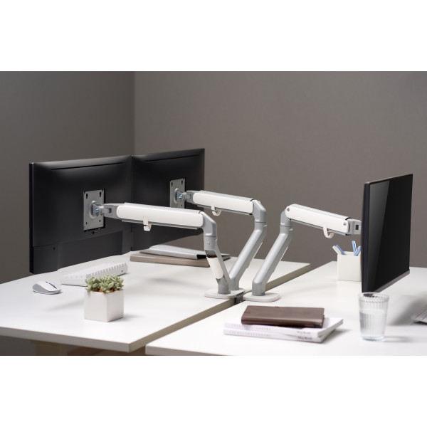 Фото - Кріплення для телевізора OfficePro MA422S 17-32" 2-9 кг Silver