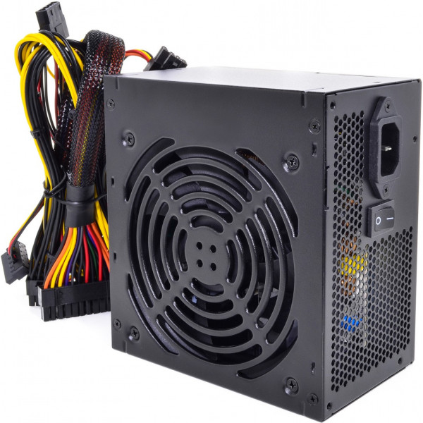 Фото - Блок живлення для ПК QUBE 700W 80+ Bronze (QBC-GPM-700W-80B)
