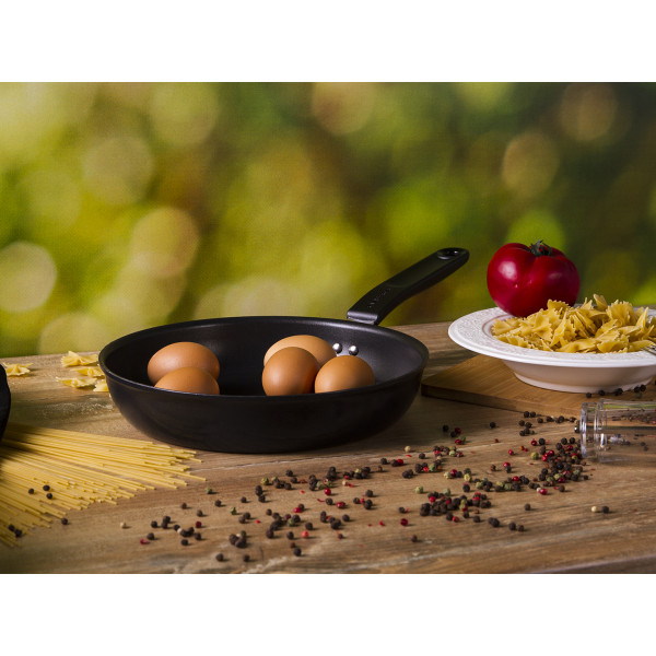 Фото - Сковорода універсальна Fiskars Functional Form 24 см (1026572)